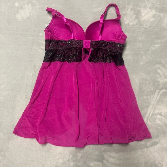 Elegant Lace Trim Pink Chemise - Picture 3 of 5